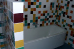 Kleurrijke badkamer te Rotterdam